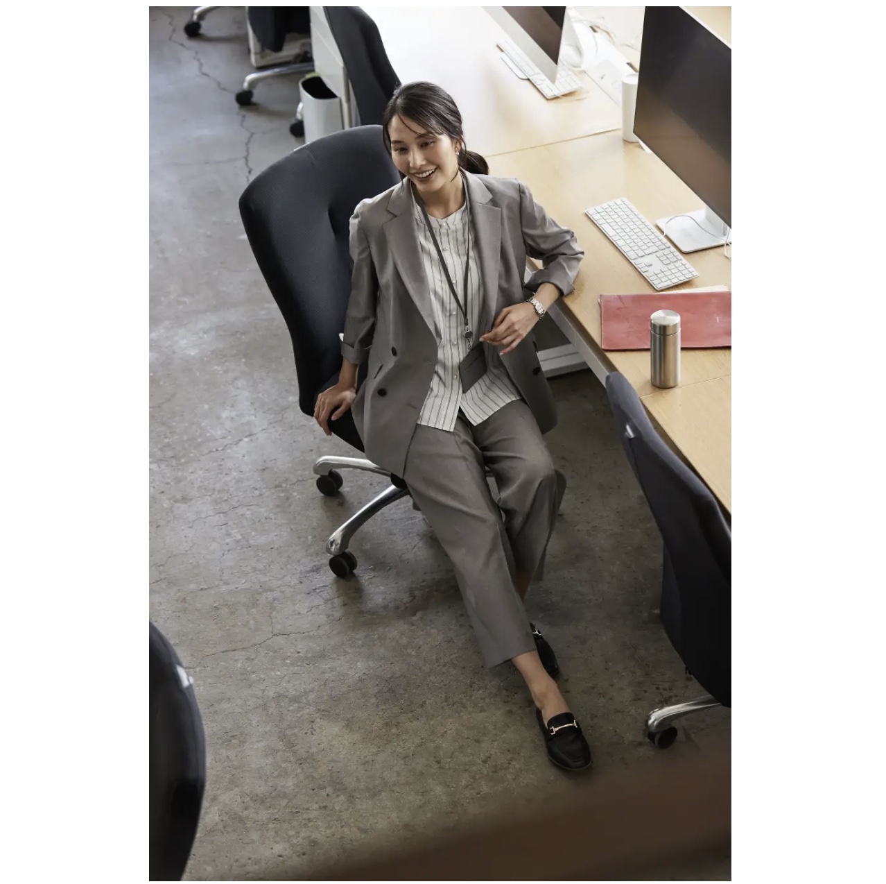 株式会社AOKI “ゆるすぎず、堅すぎない” 「THE THIRD SUITS®」から暑い