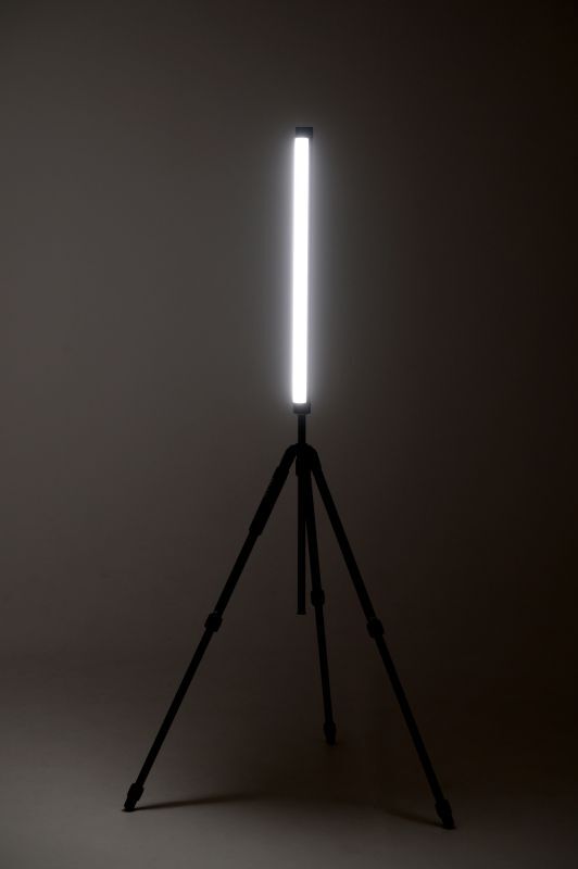 Ra95】 演色性にこだわった高演色LEDチューブ型撮影ライト - よしみ