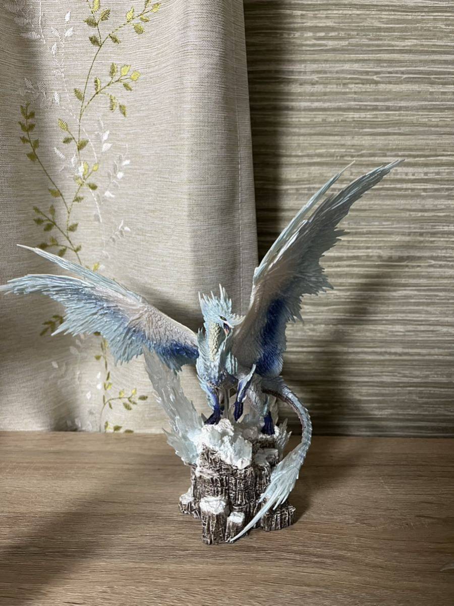 イヴェルカーナ フィギュア単品 モンスターハンターワールドアイス