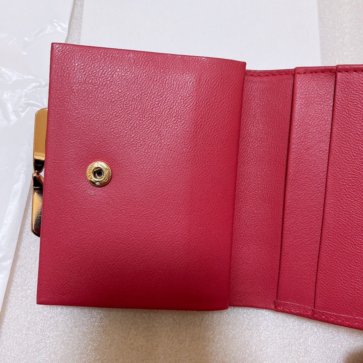 皇居本革財布 ローズピンク 2つ折りがま口タイプ 大安吉日購入 財布 菊