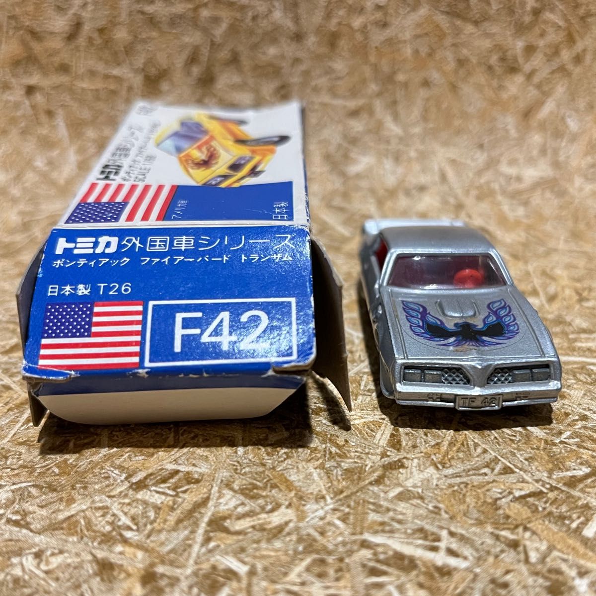 トミカ 日本製 青箱 F42 ポンティアック ファイアバード トランザム