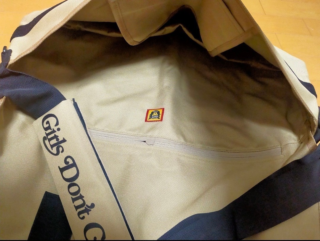 残り1つ human made メッセンジャーバッグ ベージュ 新品未使用品