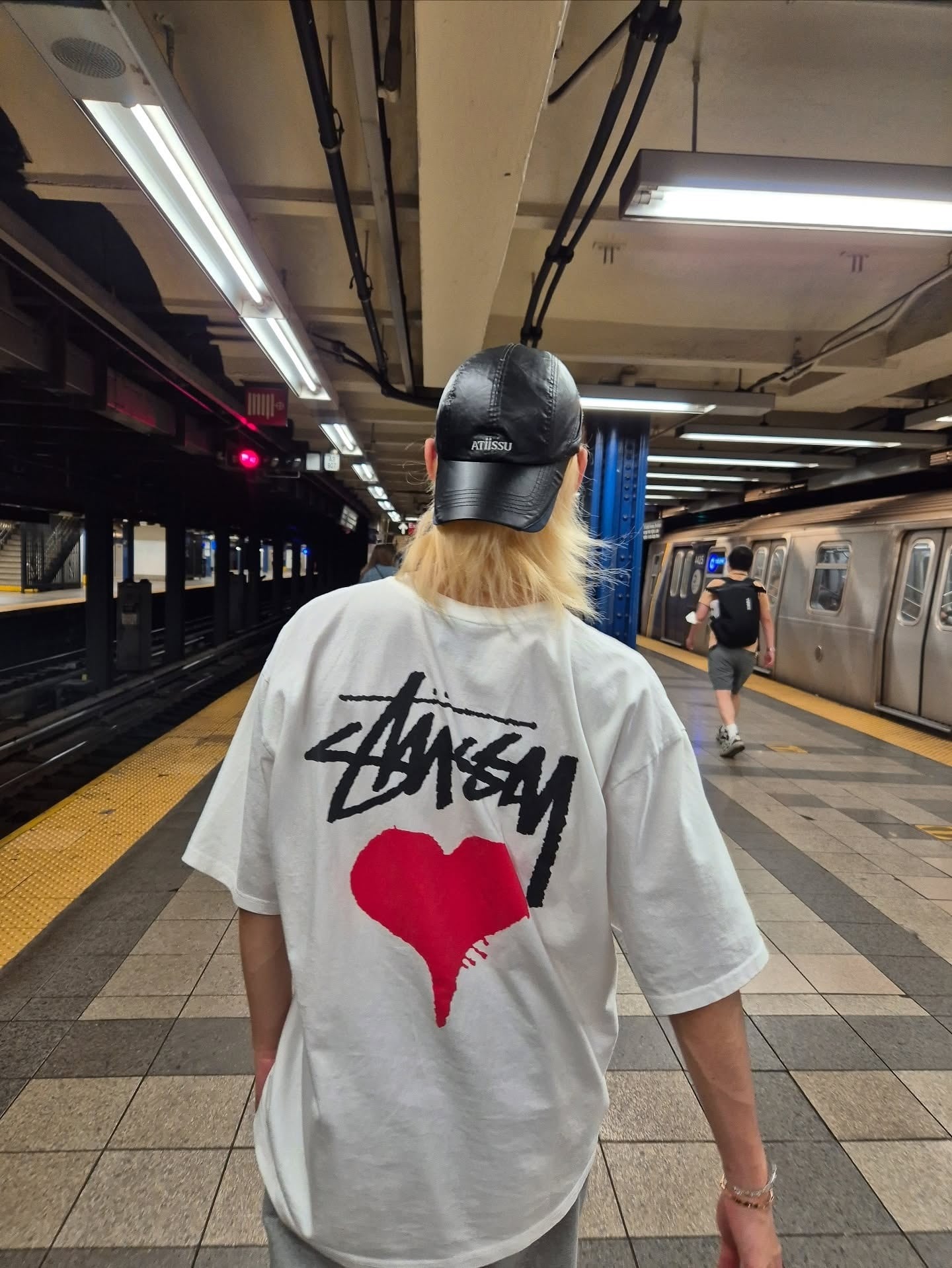 遂に再入荷！☆Stray Kids フィリックス 着用！！【ATIISSU】Wing cap