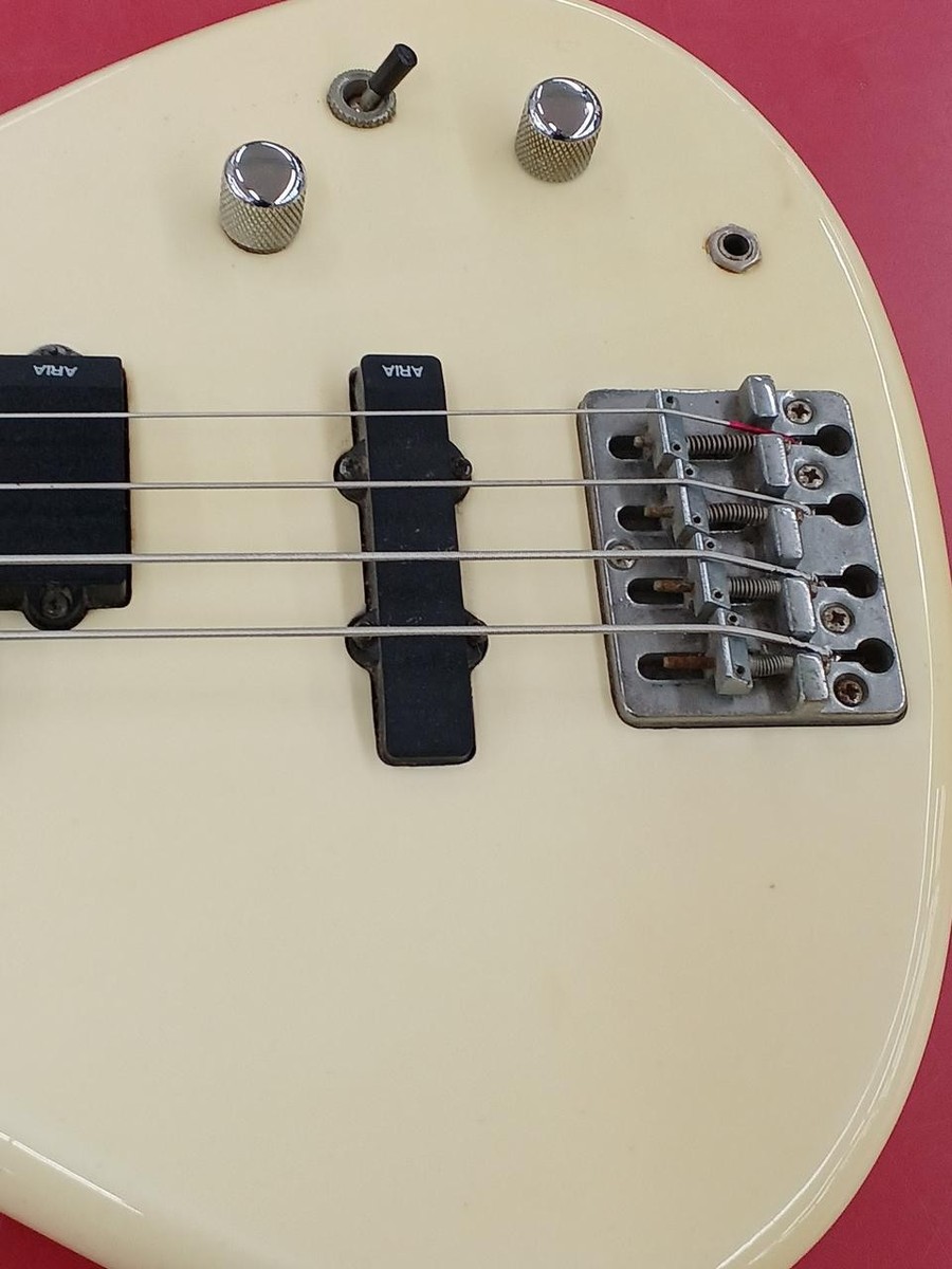 Aria Pro II Deluxe RSB Series White Made in Japan Electric Bass