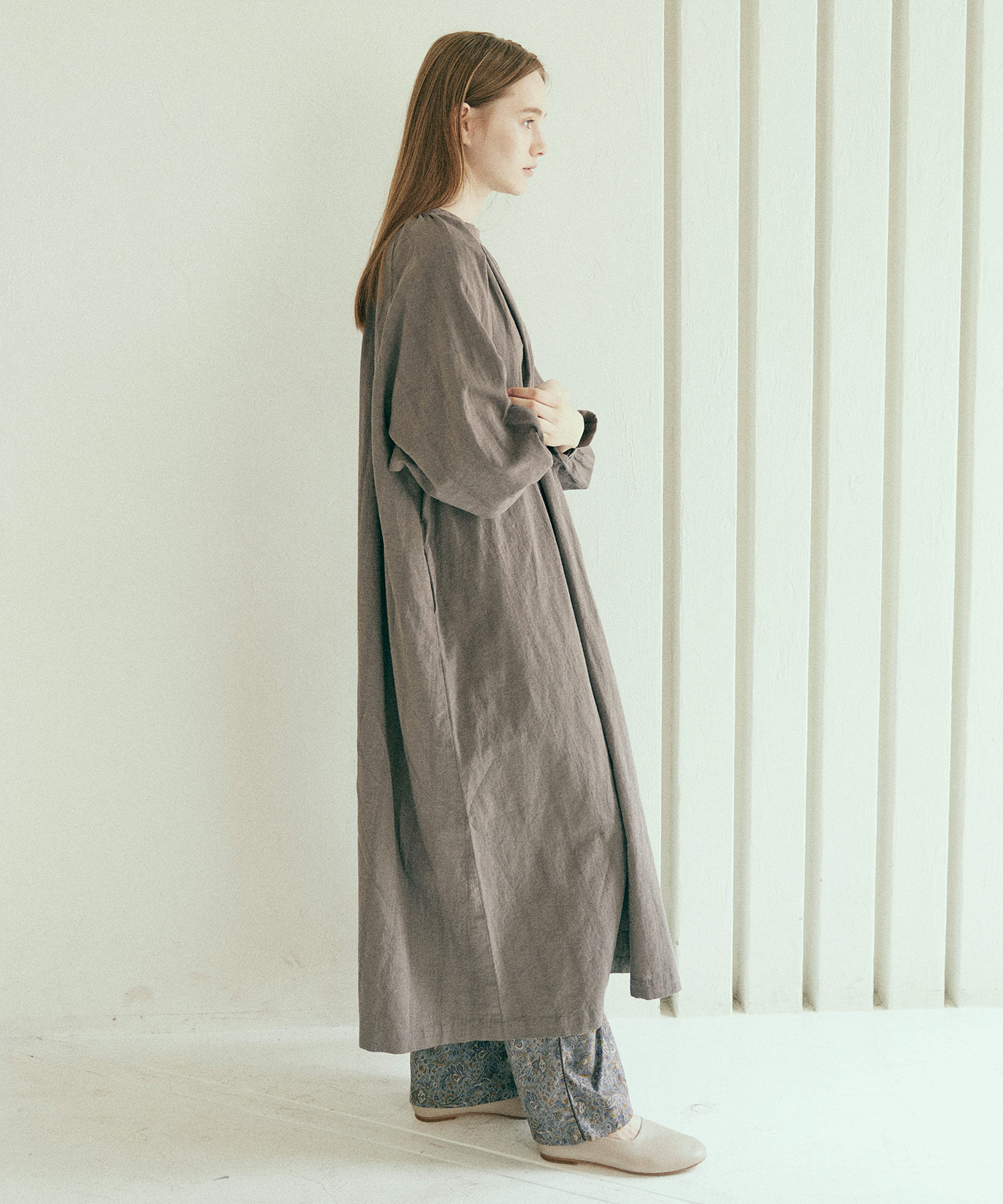 D1658 コットンリネンジャガードストライプワンピース(M グレー